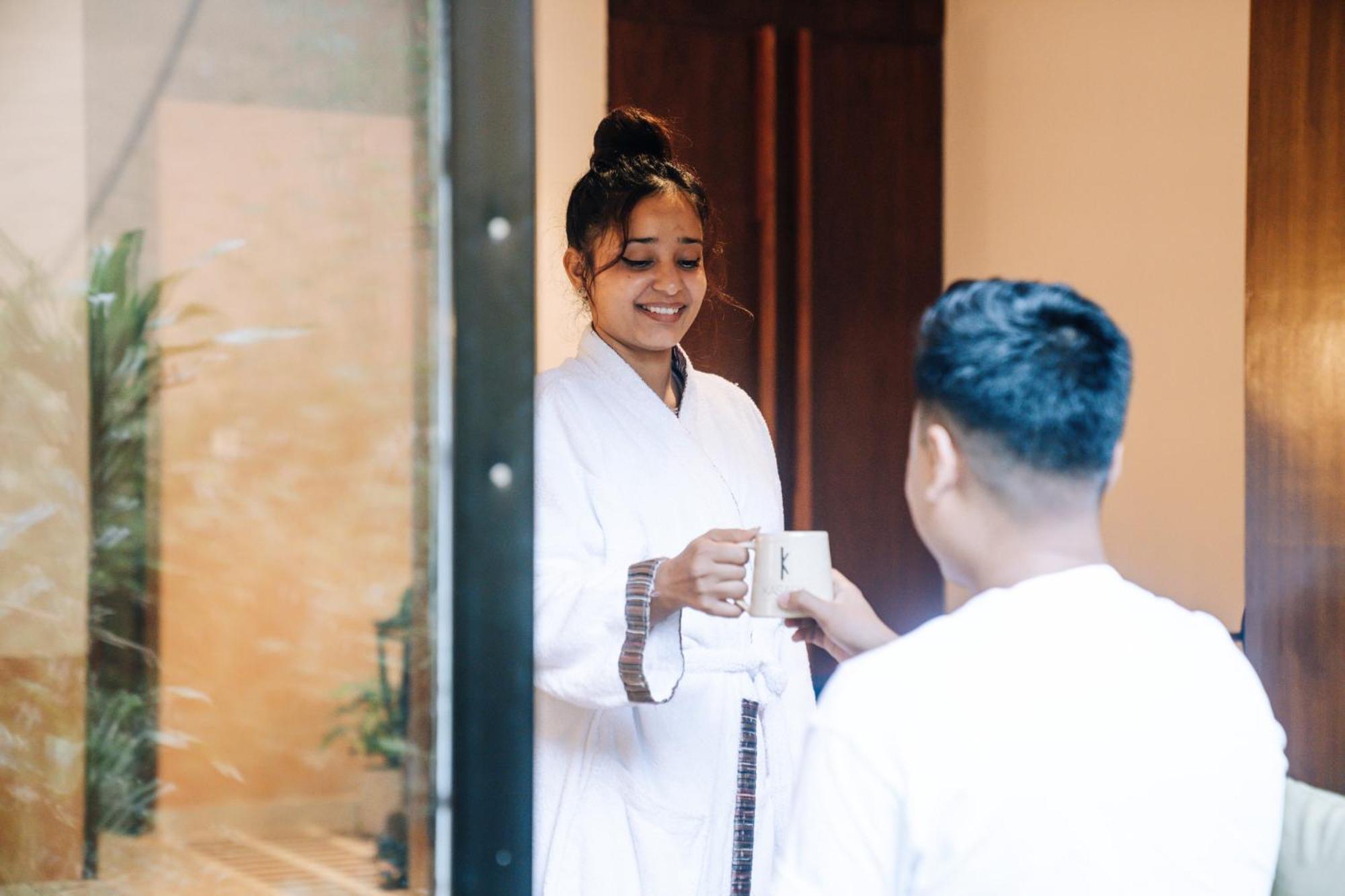 Kasara Chitwan Hotel Patlahara ภายนอก รูปภาพ